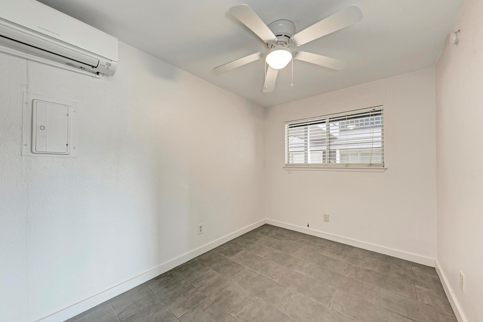 1840 Burton Dr # 102, Austin, TX 78741