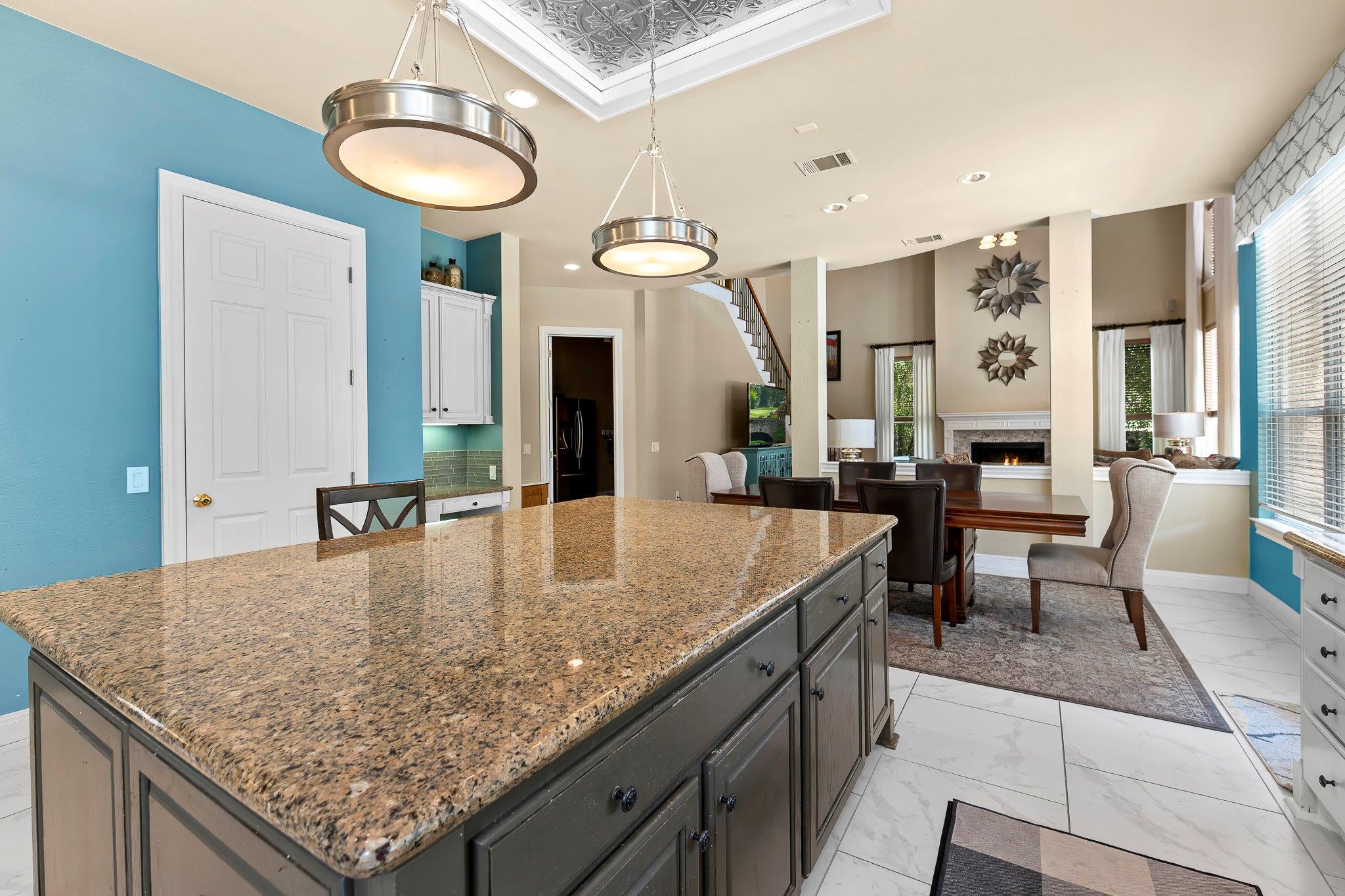 2261 HAMLET Cir, Round Rock, TX 78664