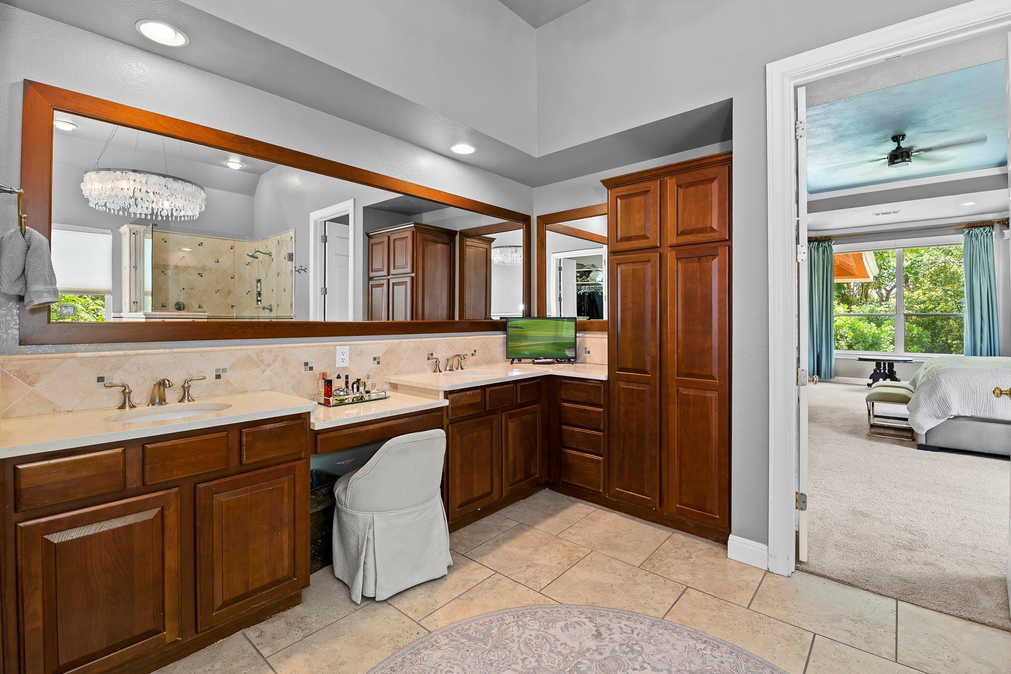 2261 HAMLET Cir, Round Rock, TX 78664