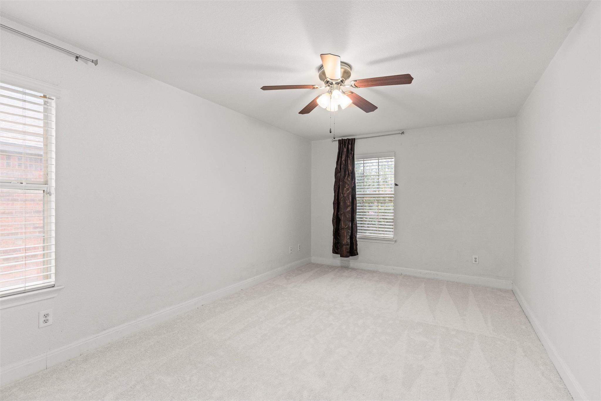 804 Yosemite Trl, Taylor, TX 76574