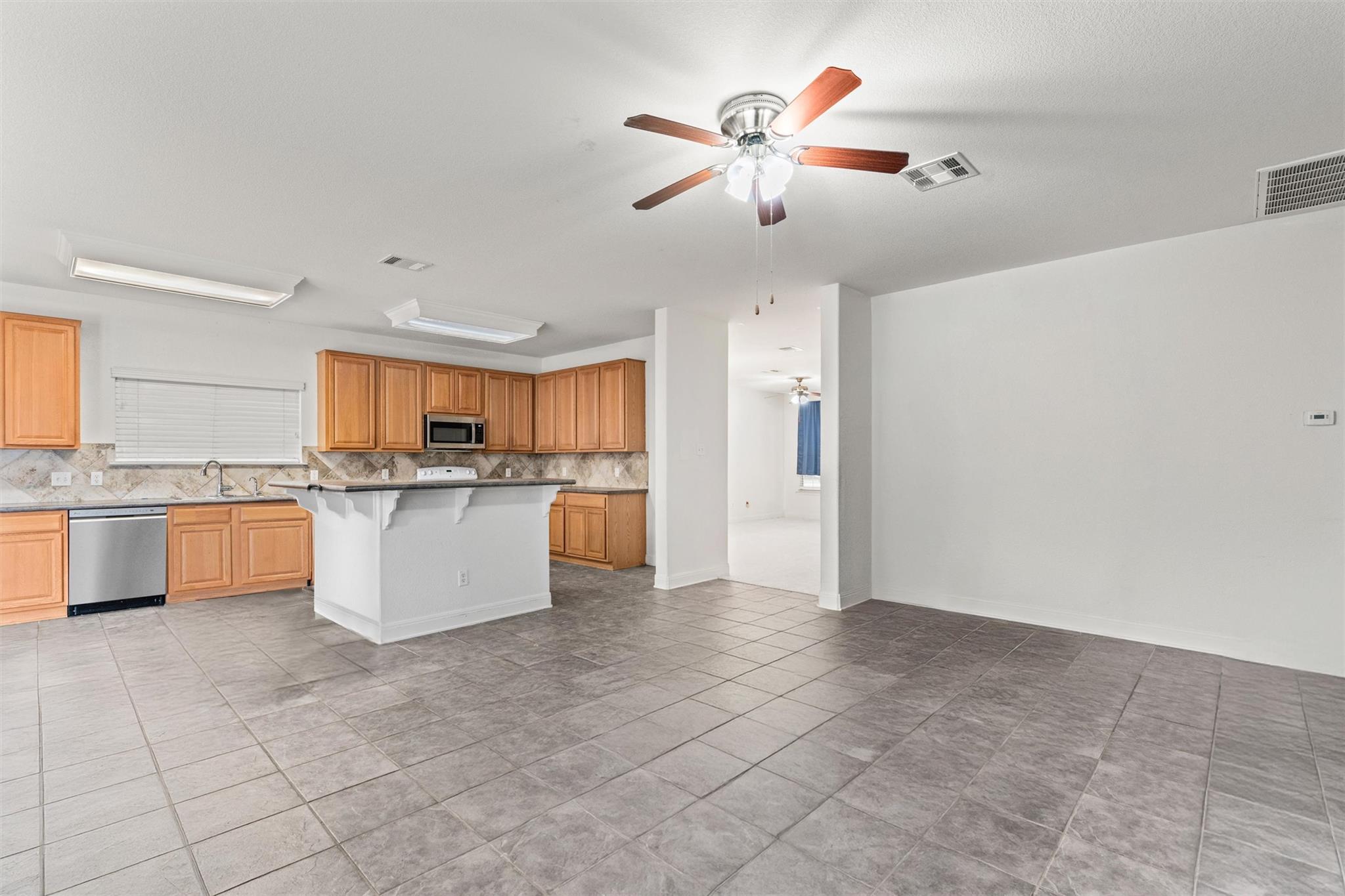 804 Yosemite Trl, Taylor, TX 76574