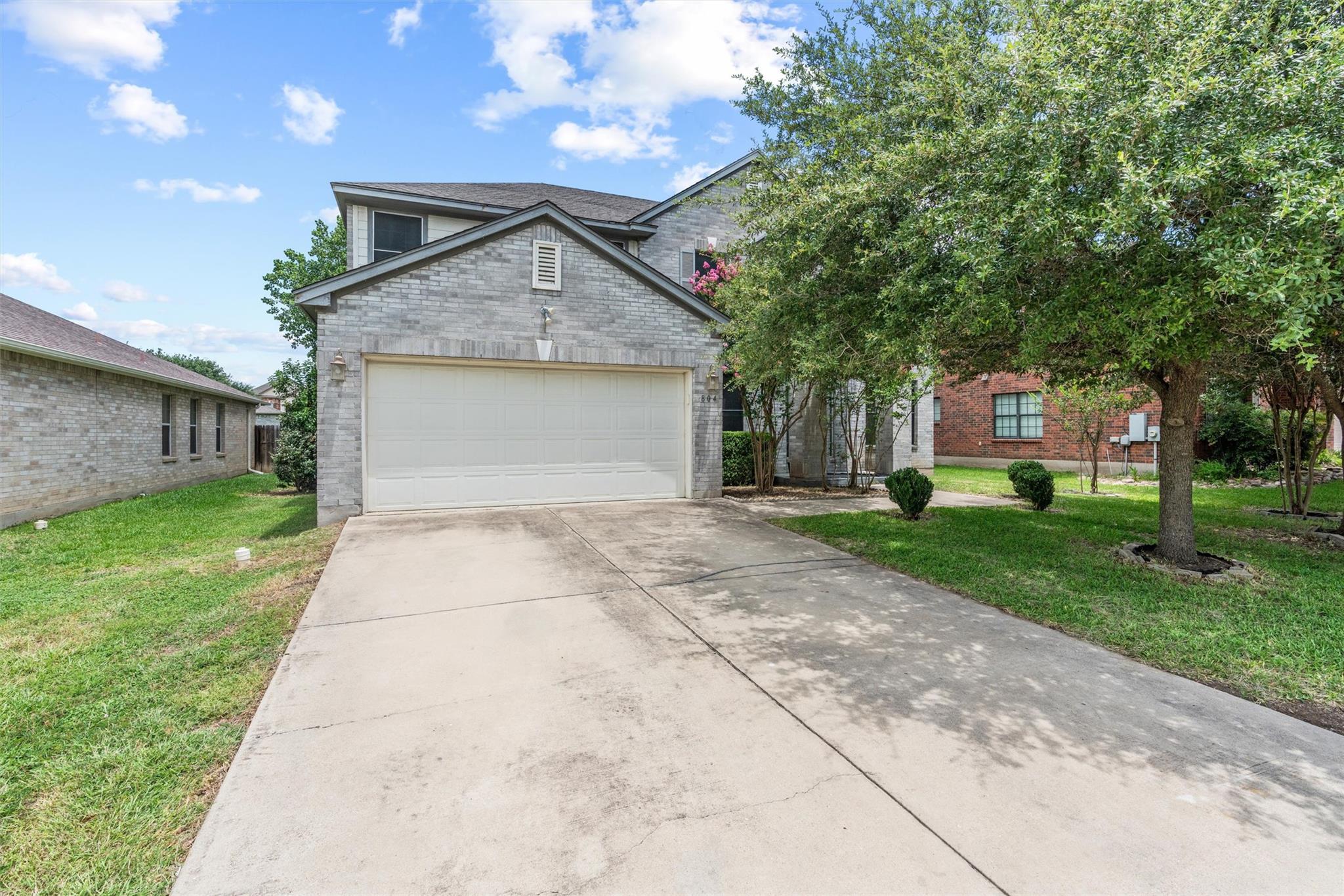 804 Yosemite Trl, Taylor, TX 76574