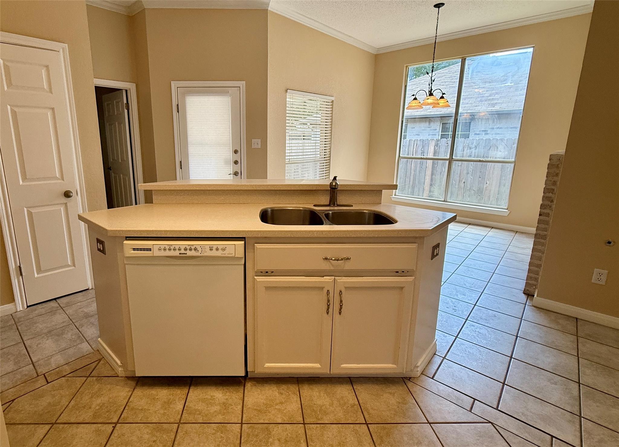 2318 Sycamore Trl, Round Rock, TX 78664