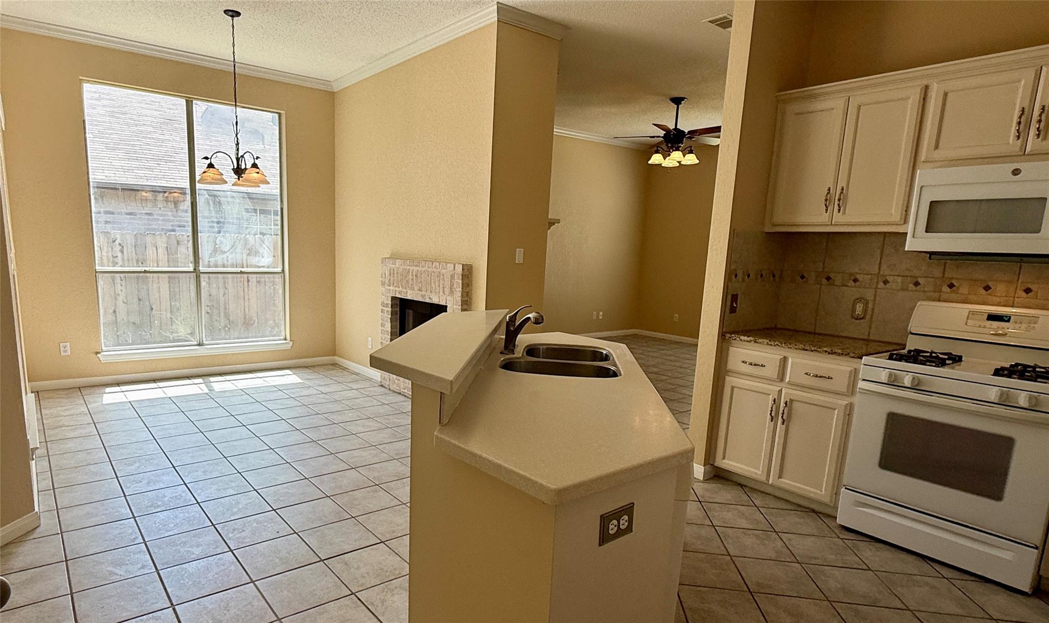 2318 Sycamore Trl, Round Rock, TX 78664