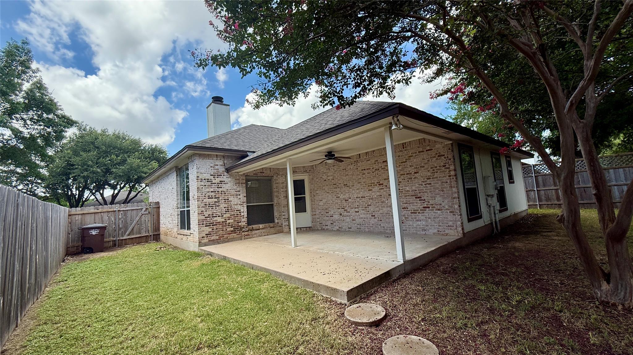 2318 Sycamore Trl, Round Rock, TX 78664