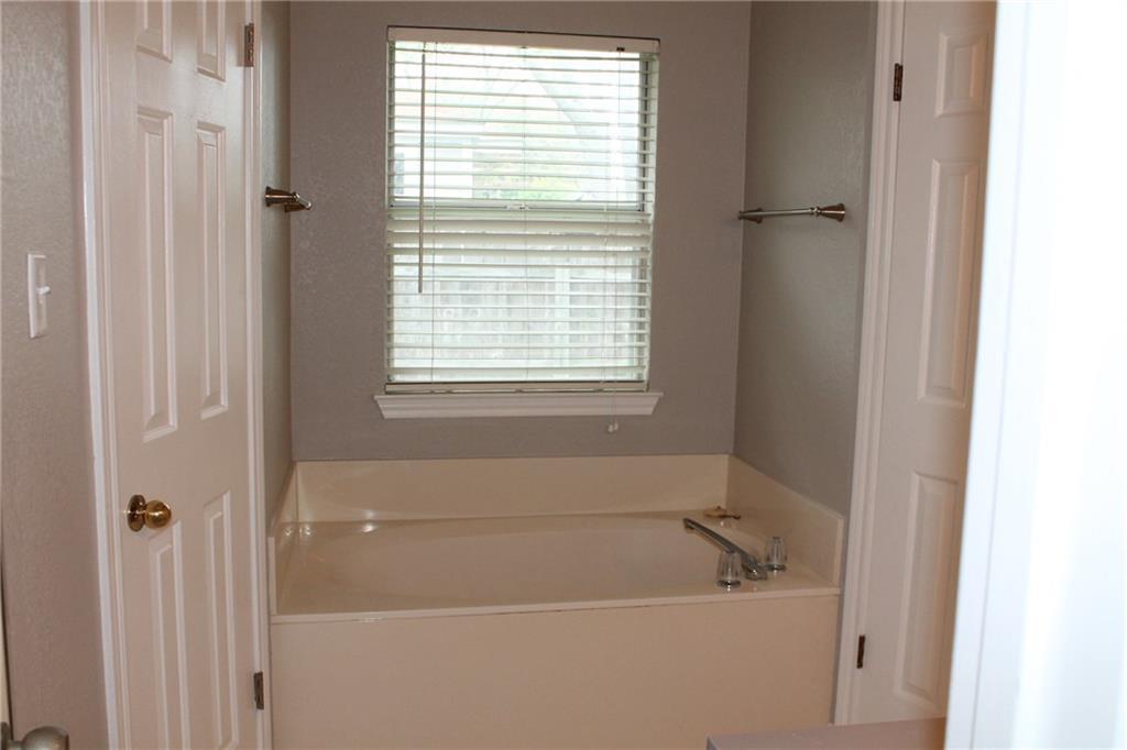 2318 Sycamore Trl, Round Rock, TX 78664