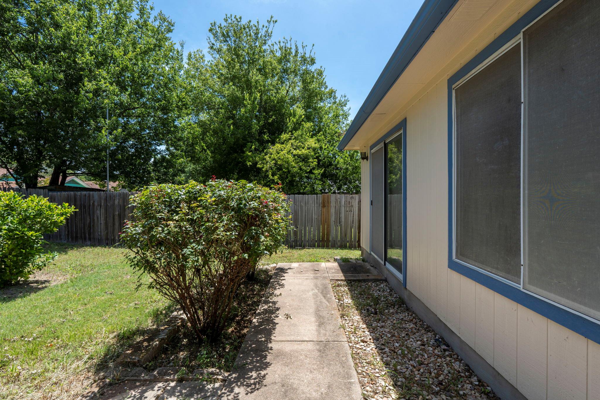 808 Minturn Ln, Austin, TX 78748