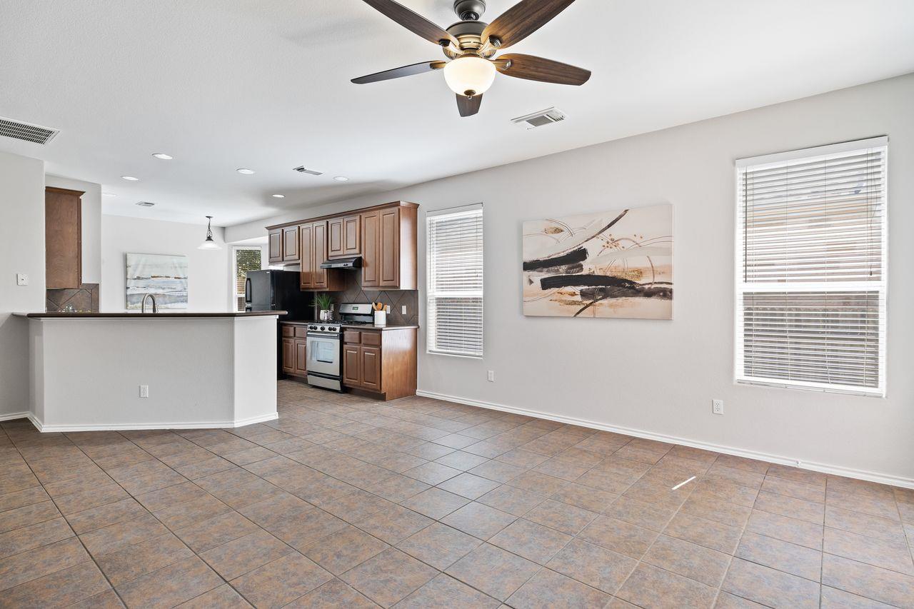 3721 Pine Needle Cir, Round Rock, TX 78681