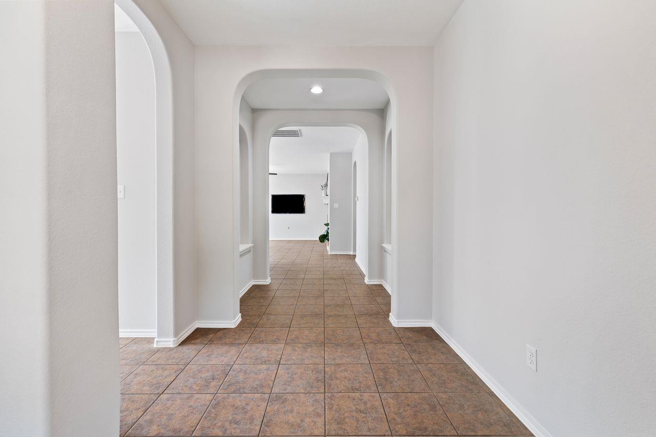 3721 Pine Needle Cir, Round Rock, TX 78681