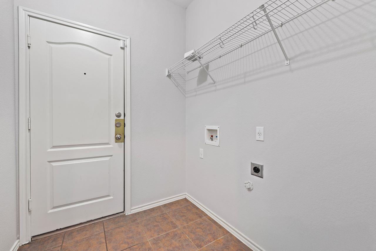 3721 Pine Needle Cir, Round Rock, TX 78681