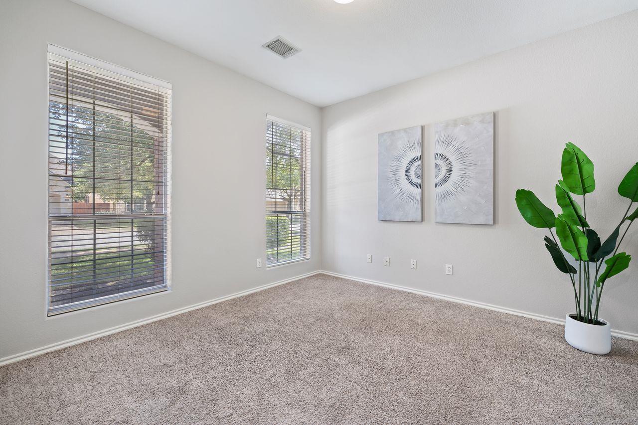 3721 Pine Needle Cir, Round Rock, TX 78681