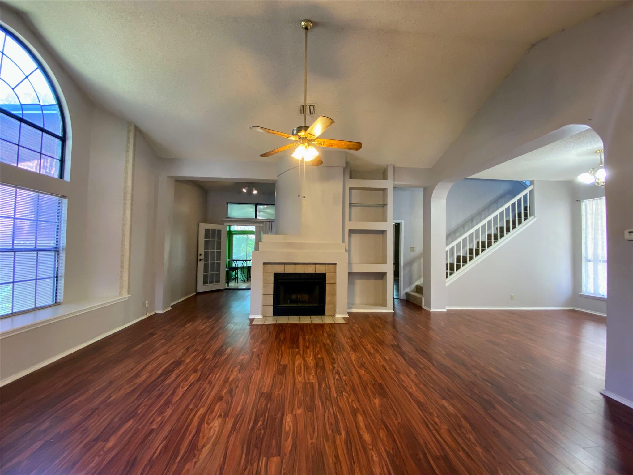 3215 Tree Grove Dr, San Antonio, TX 78247