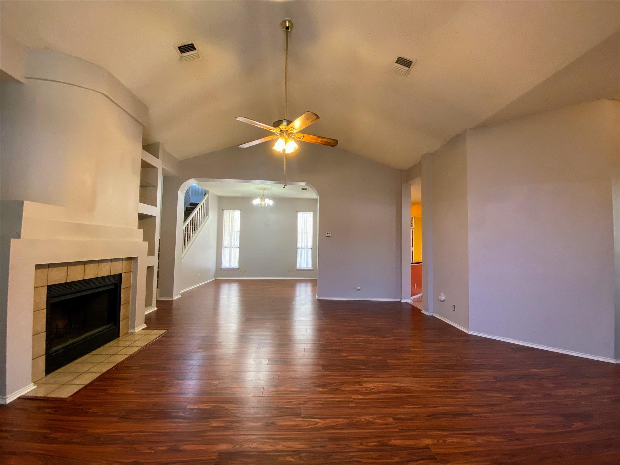 3215 Tree Grove Dr, San Antonio, TX 78247