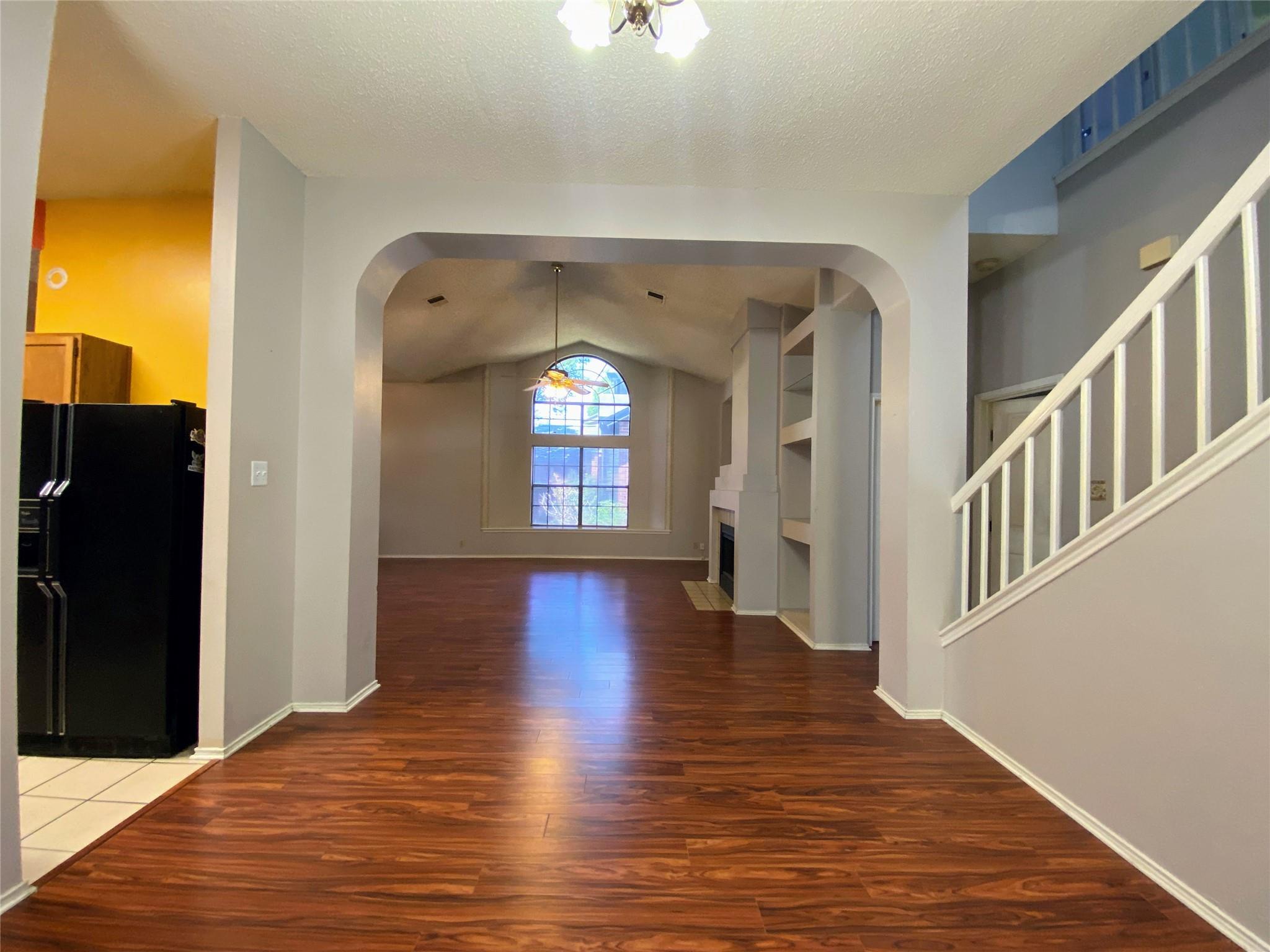 3215 Tree Grove Dr, San Antonio, TX 78247