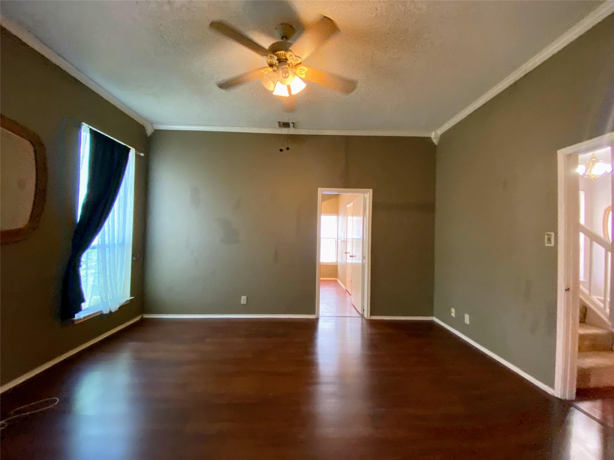 3215 Tree Grove Dr, San Antonio, TX 78247