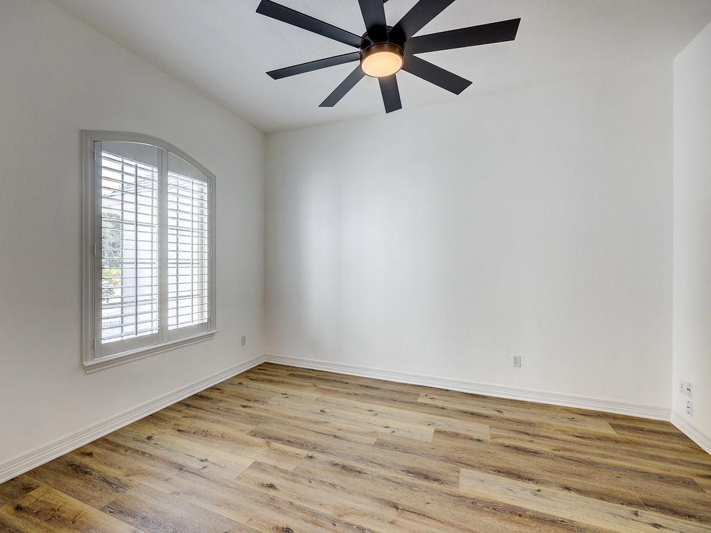 9902 Scenic Bluff Dr, Austin, TX 78733