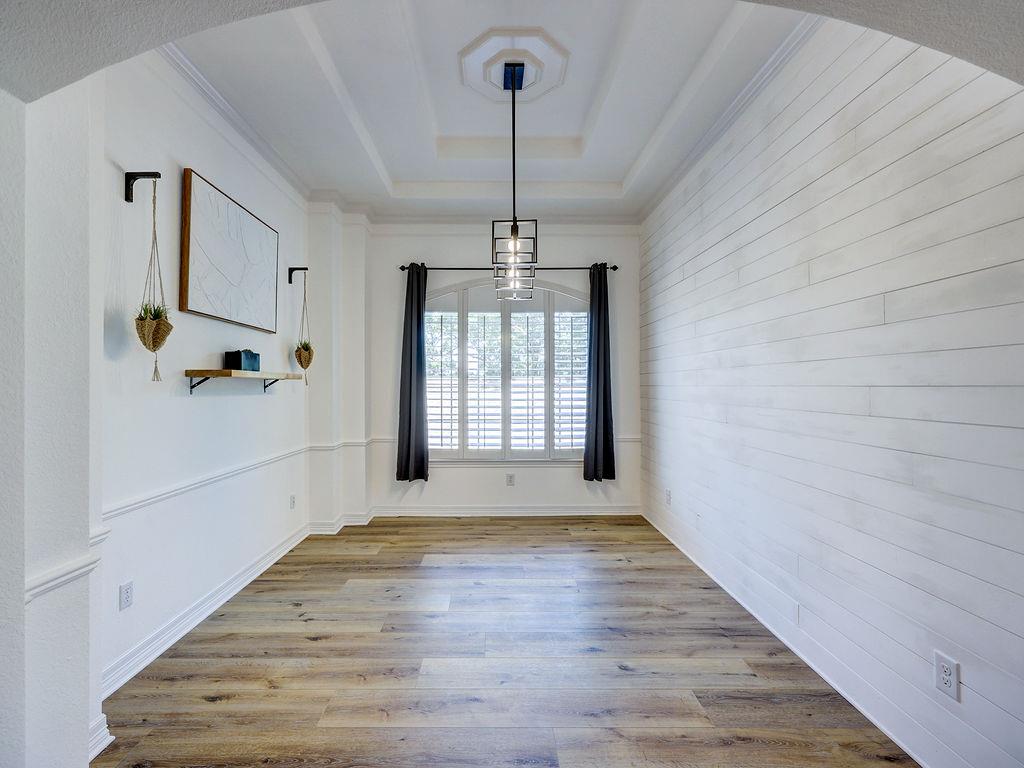 9902 Scenic Bluff Dr, Austin, TX 78733