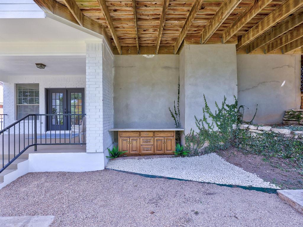 9902 Scenic Bluff Dr, Austin, TX 78733