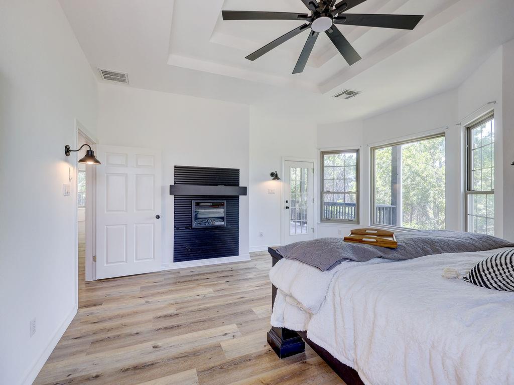 9902 Scenic Bluff Dr, Austin, TX 78733