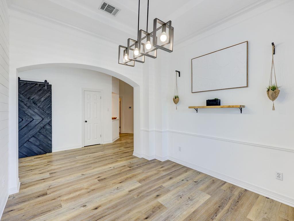 9902 Scenic Bluff Dr, Austin, TX 78733