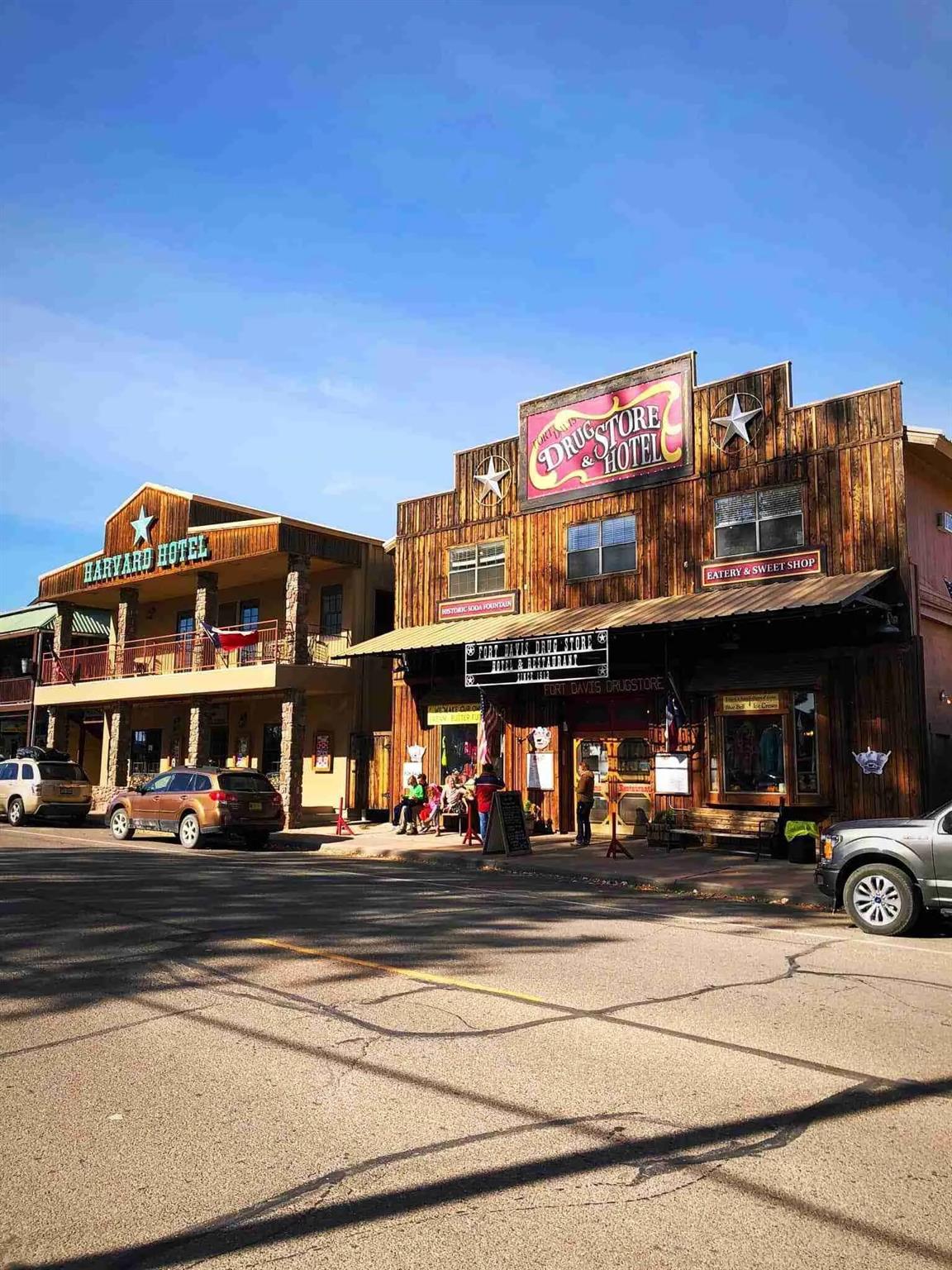 213 Circle C Ave, FortDavis, TX 79734