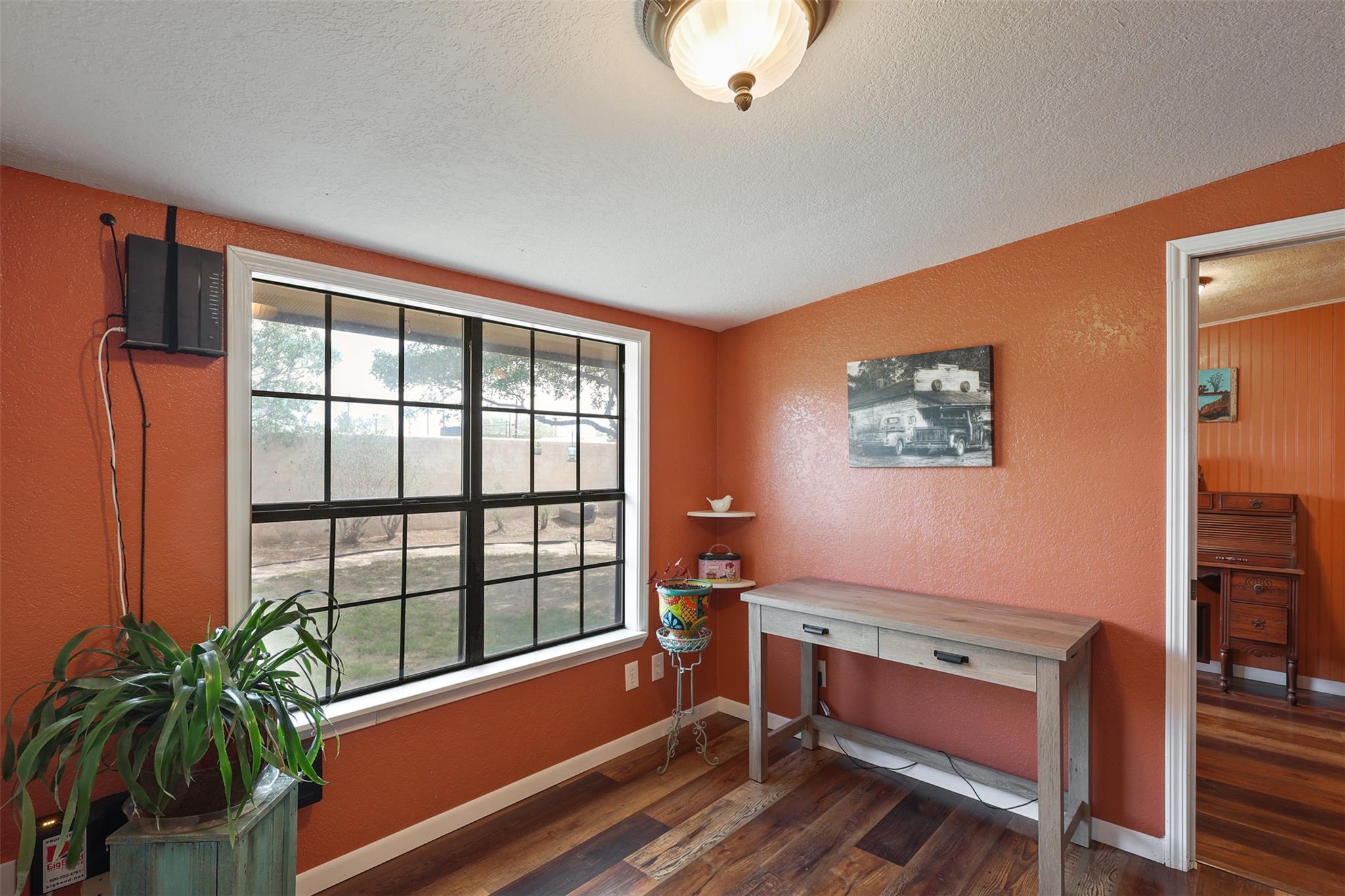 213 Circle C Ave, FortDavis, TX 79734