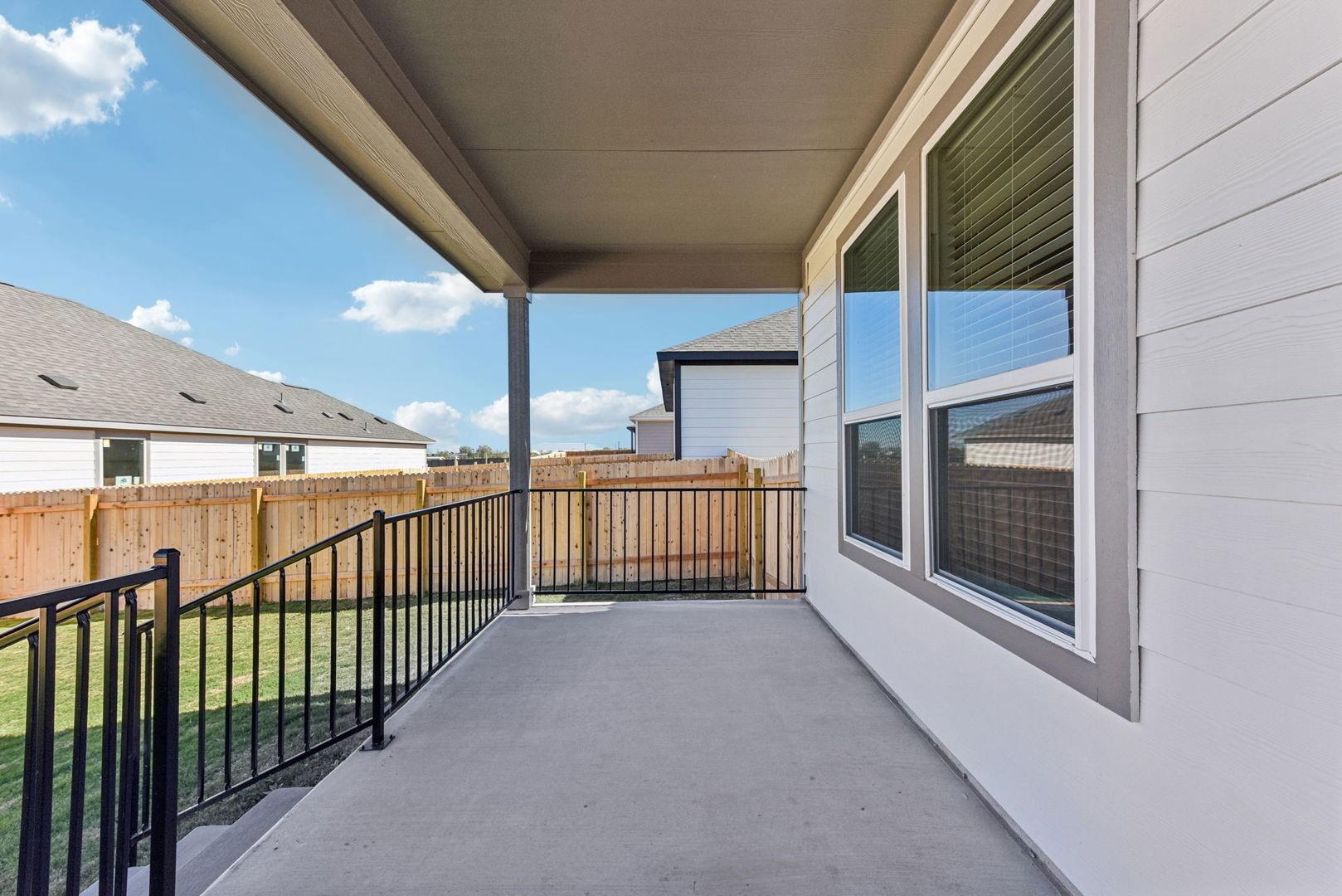 6500 Smarty Jones Ln, Buda, TX 78610