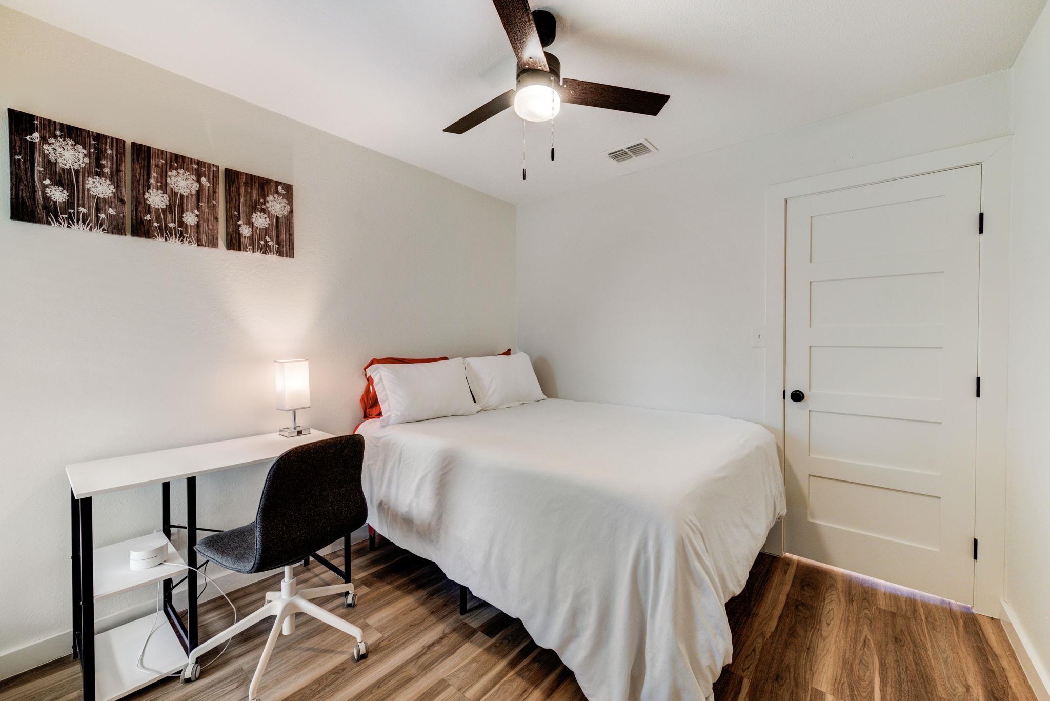 4405 Button Bend Cir, Austin, TX 78744