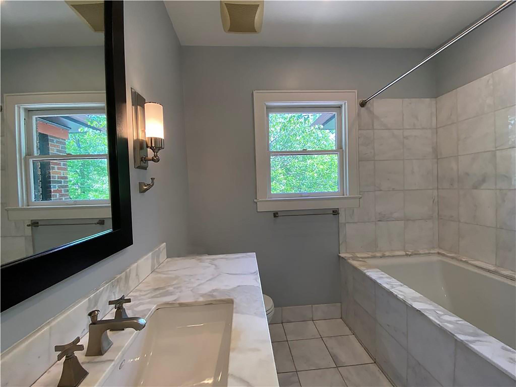 609 Texas Ave, Austin, TX 78705