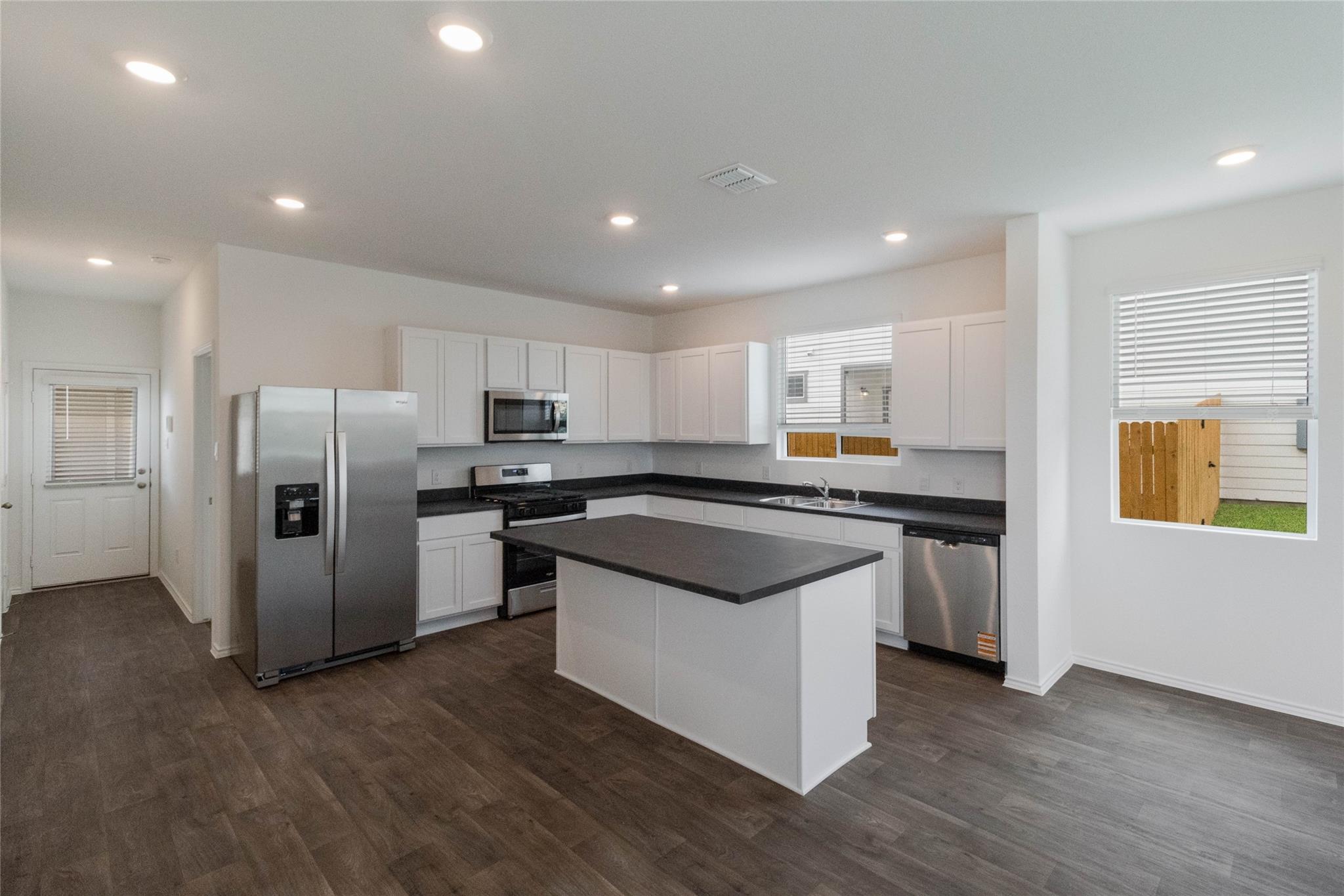 203 Puerto Plata Ave, Bastrop, TX 78602