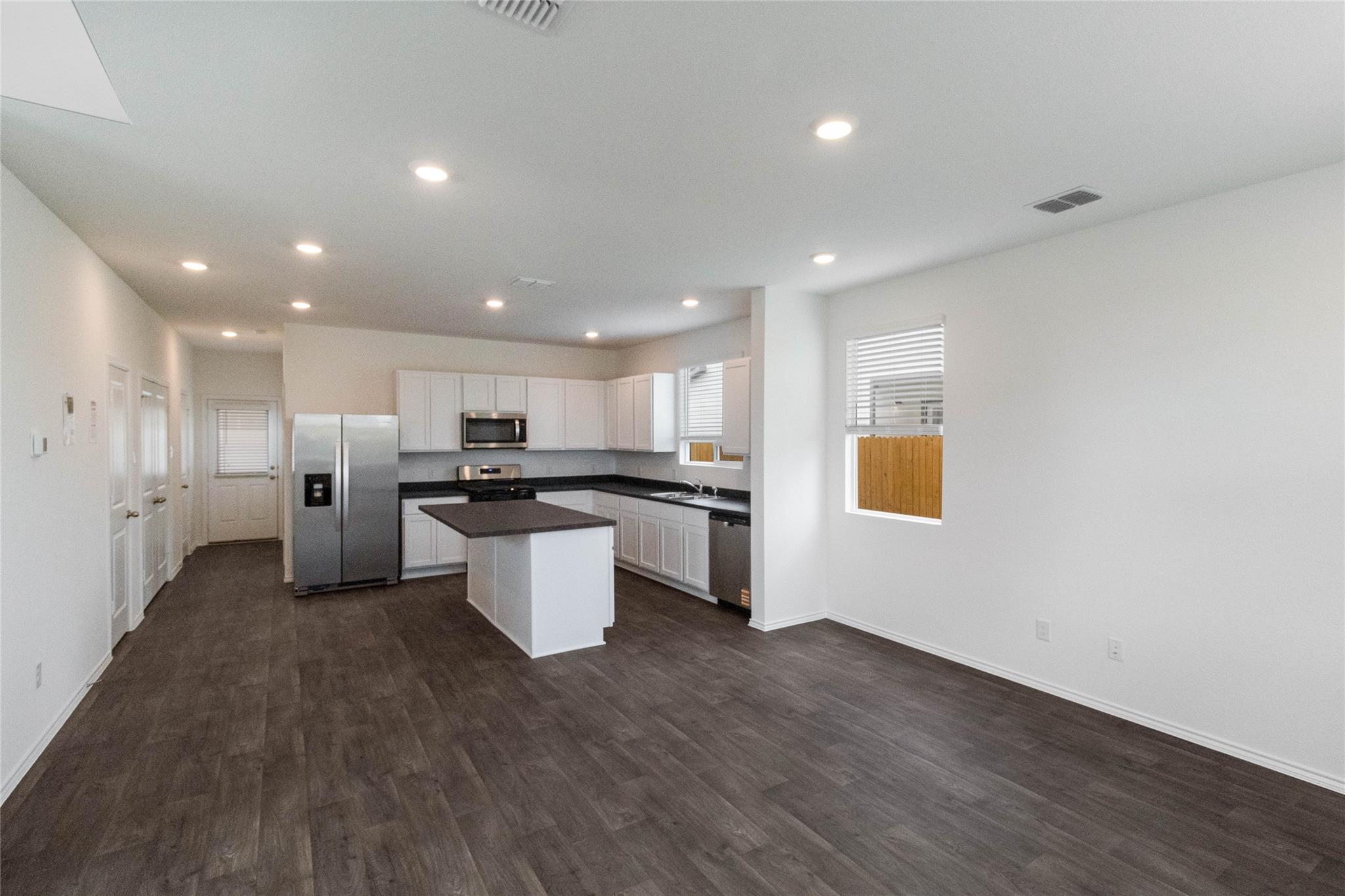 203 Puerto Plata Ave, Bastrop, TX 78602