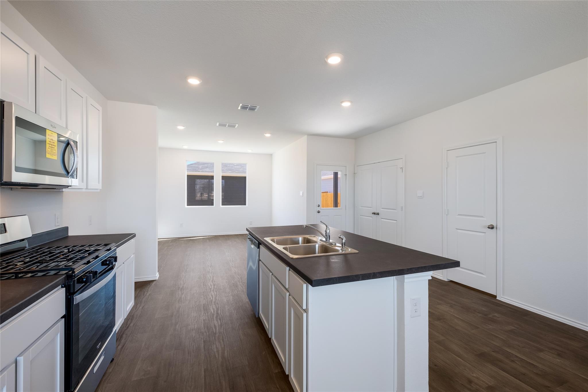 303 El Seibo Ln, Bastrop, TX 78602