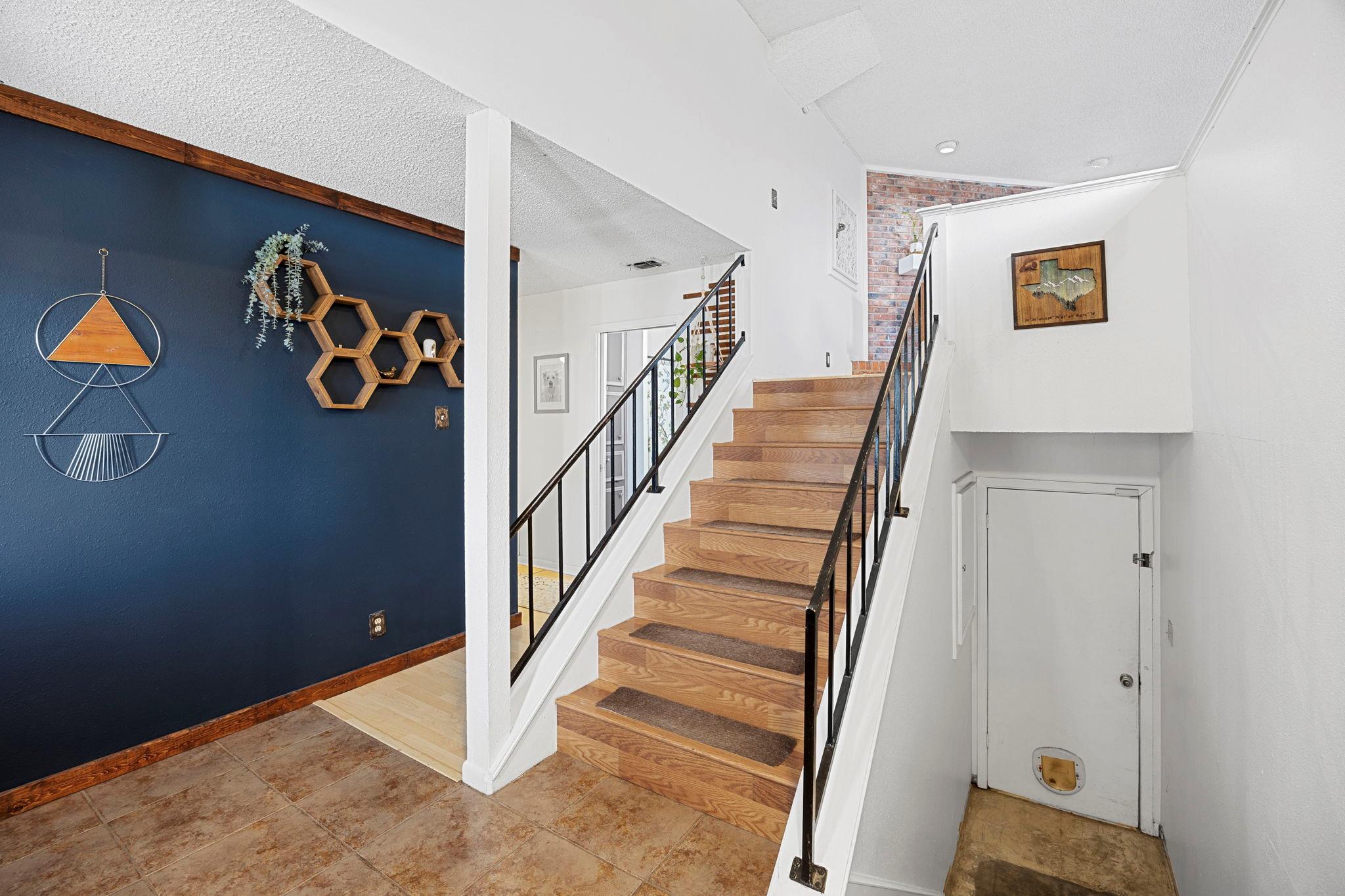 706 Cambridge Dr, Round Rock, TX 78664