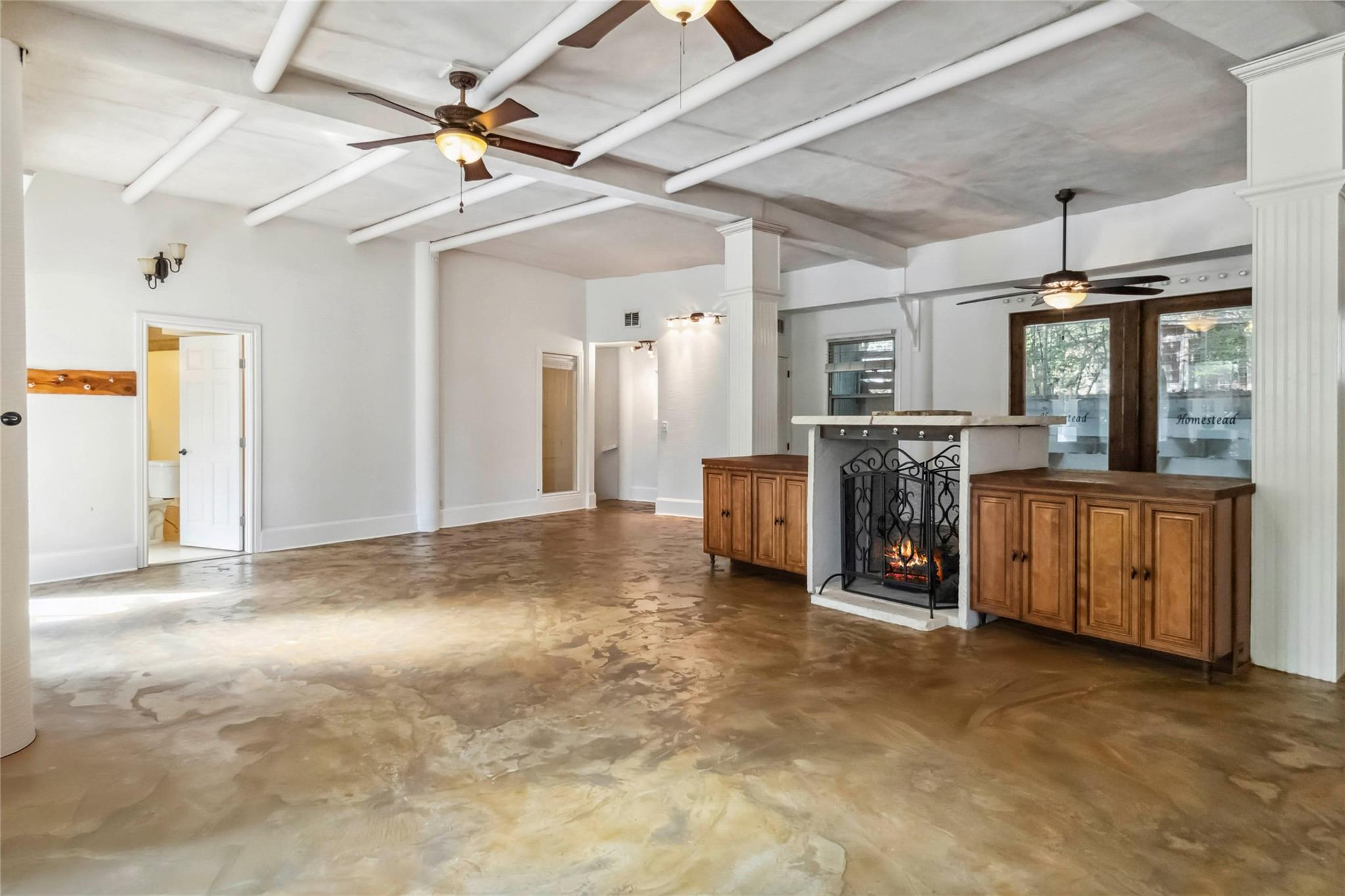 208 Old Potato Rd, Paige, TX 78659