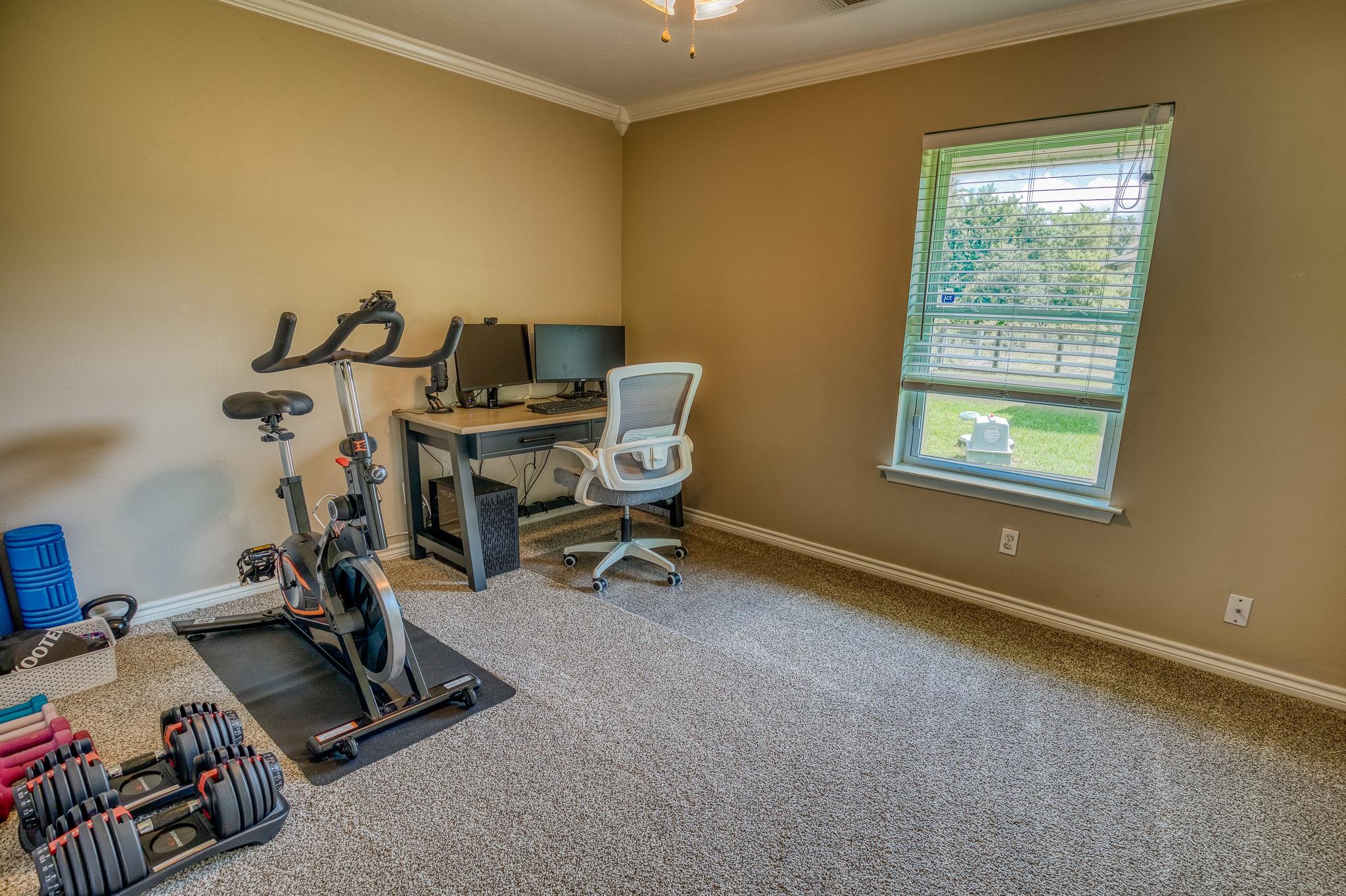 14749 S Dowling Rd, College Station, TX 77845