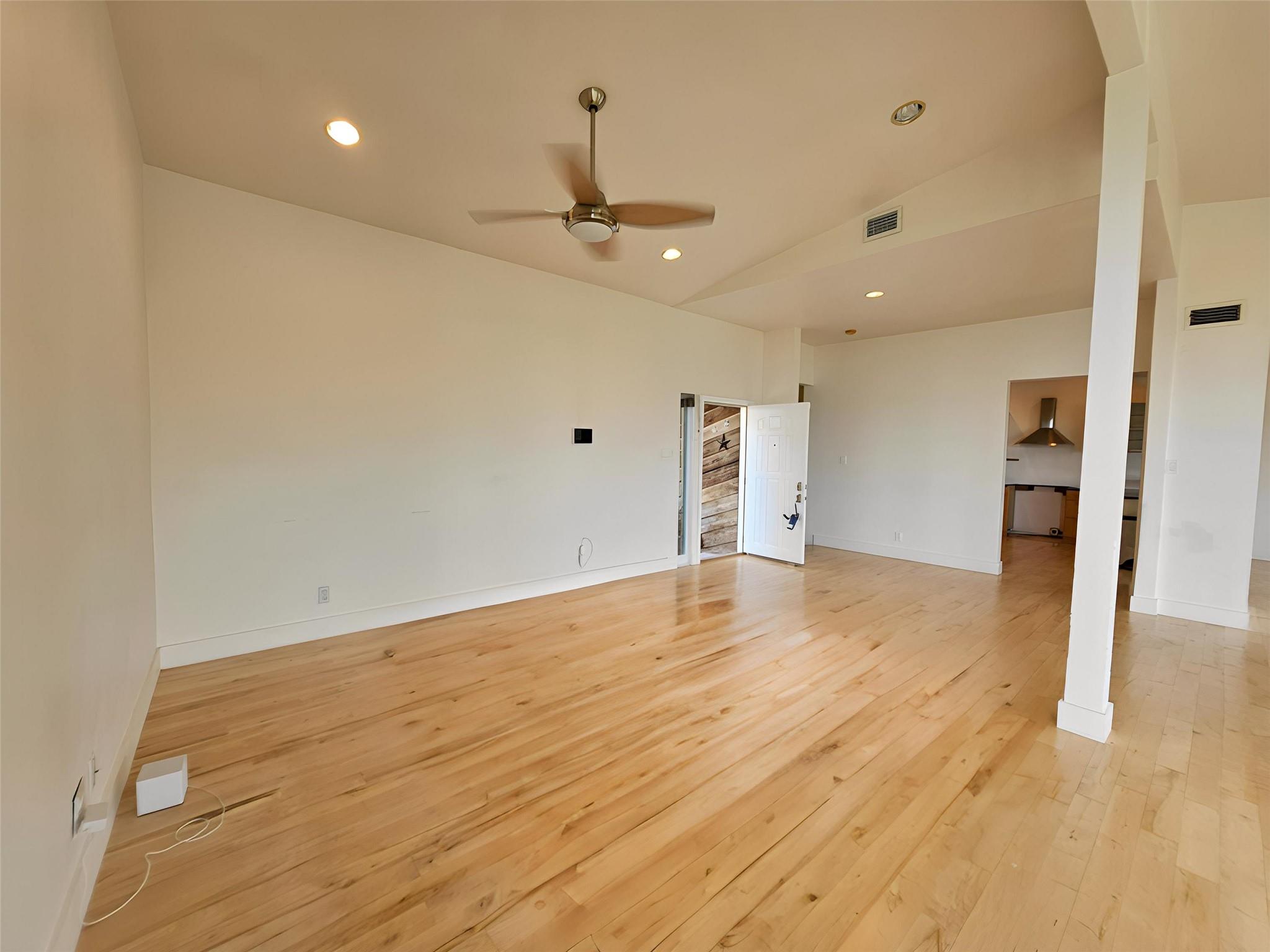 918 Terrace Mountain Dr, West Lake Hills, TX 78746