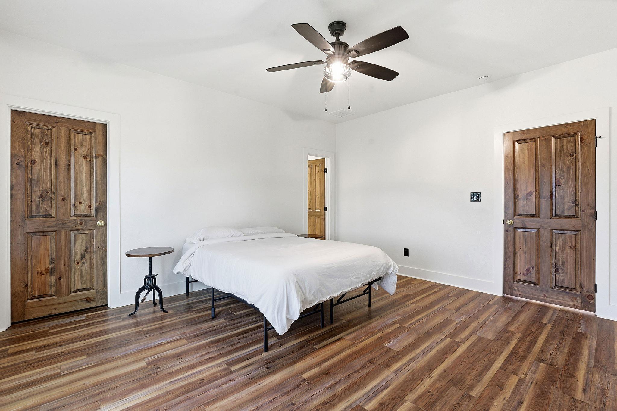 1006 Frost Ave, Driftwood, TX 78619