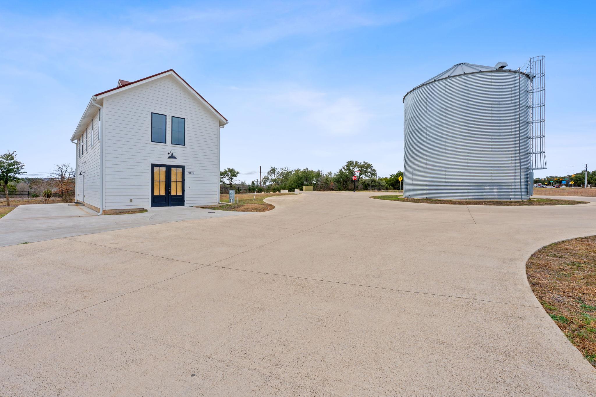 1006 Frost Ave, Driftwood, TX 78619