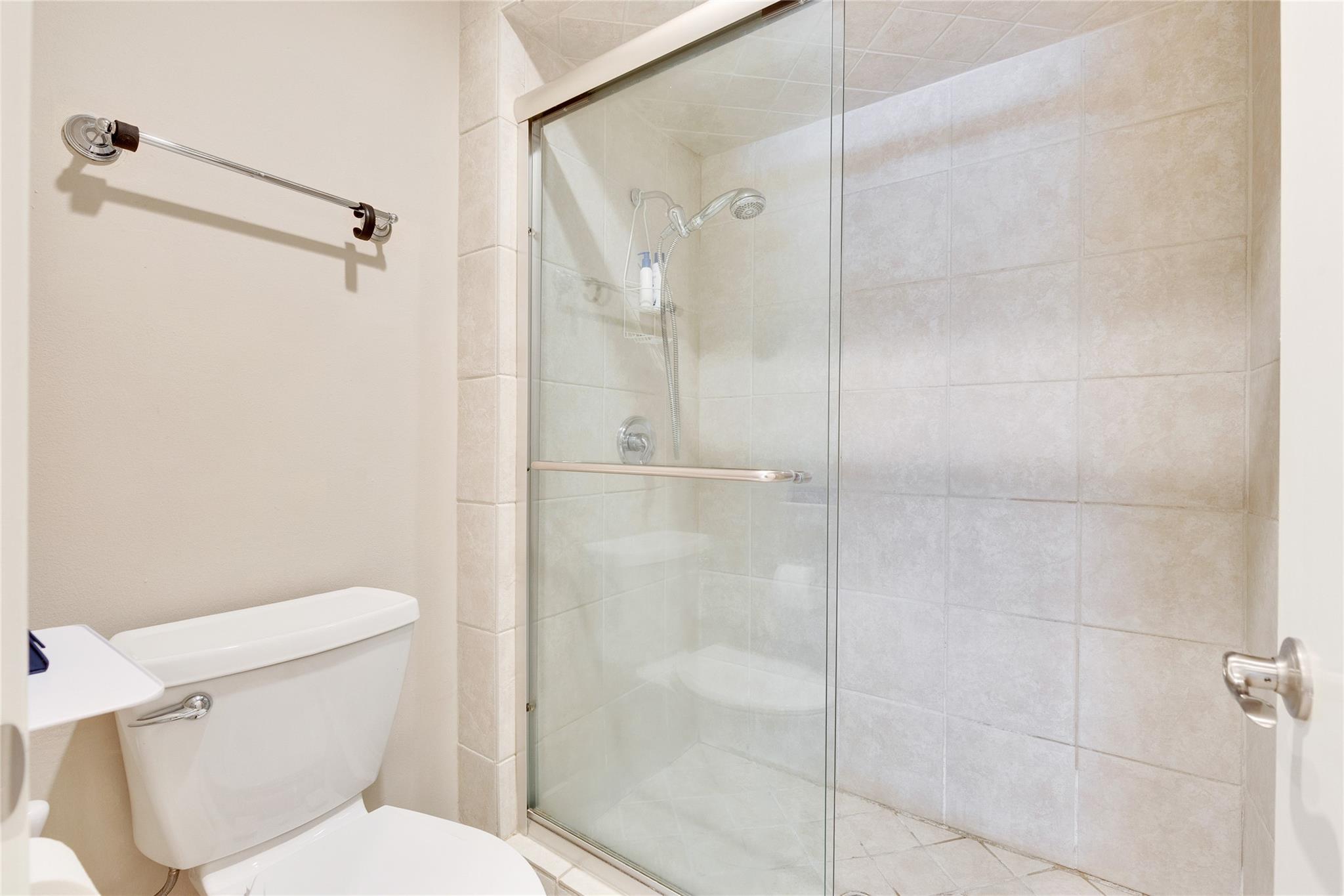 40 N Interstate 35 Highway # 5B2, Austin, TX 78701