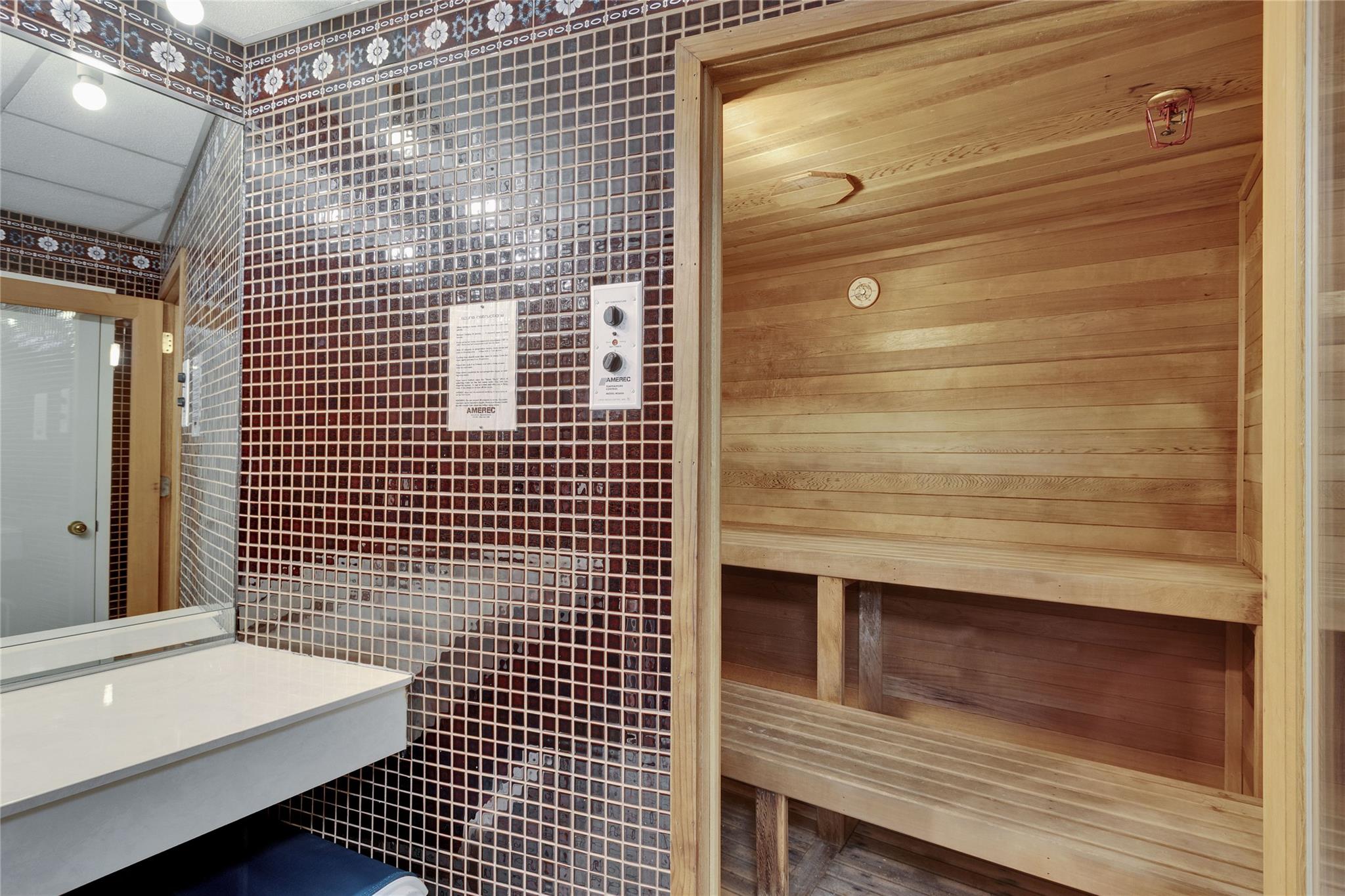 40 N Interstate 35 Highway # 5B2, Austin, TX 78701