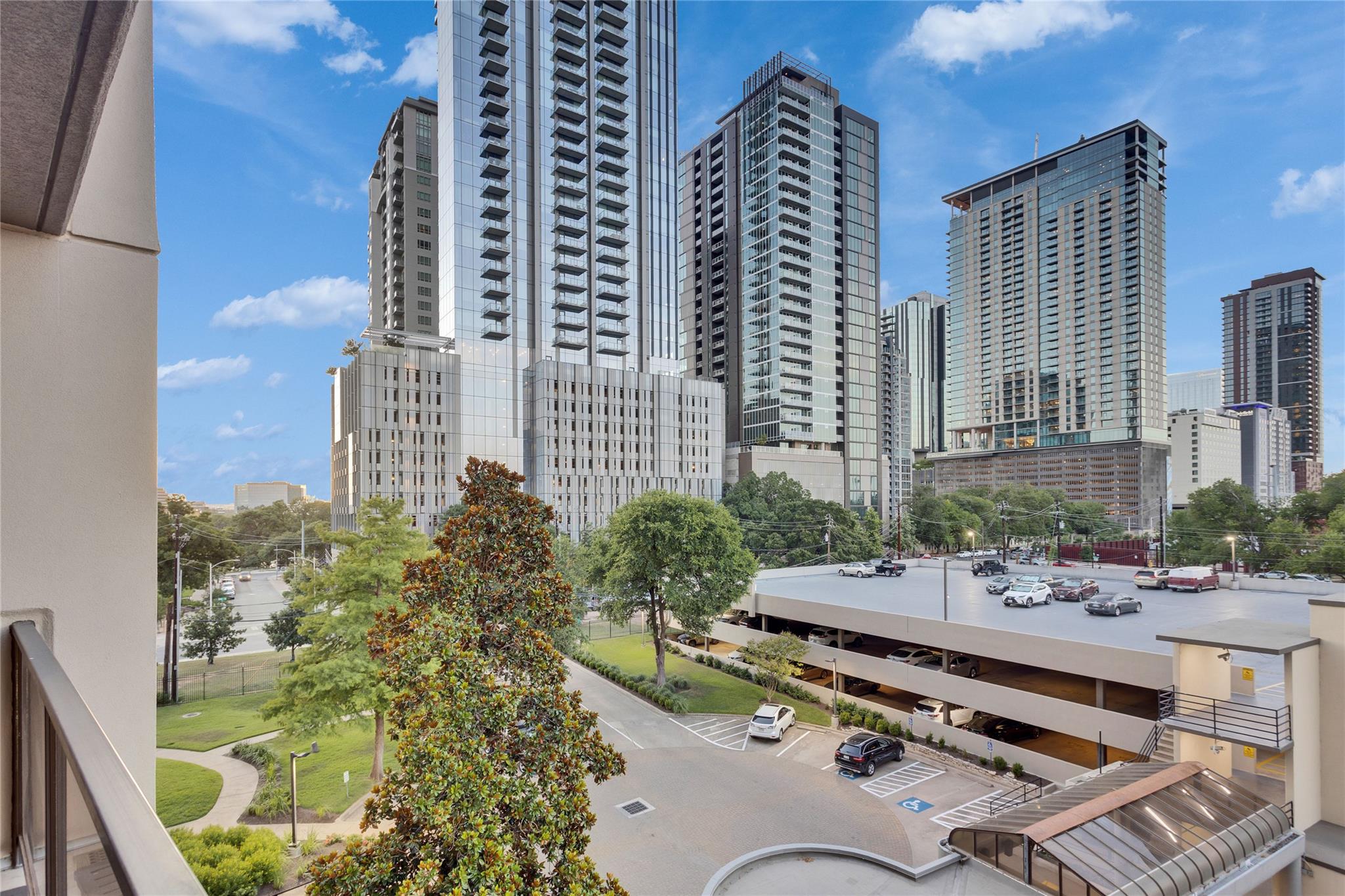 40 N Interstate 35 Highway # 5B2, Austin, TX 78701