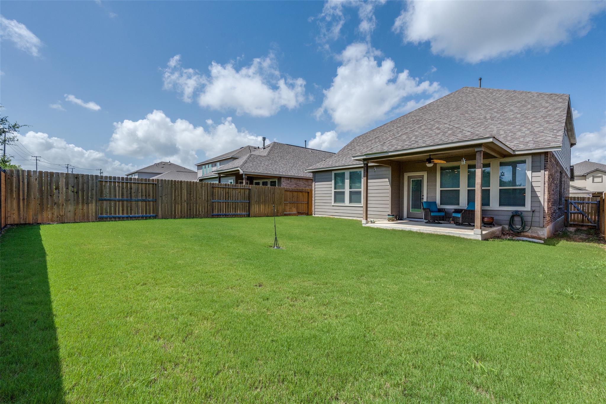 1624 Stone House Dr, New Braunfels, TX 78132
