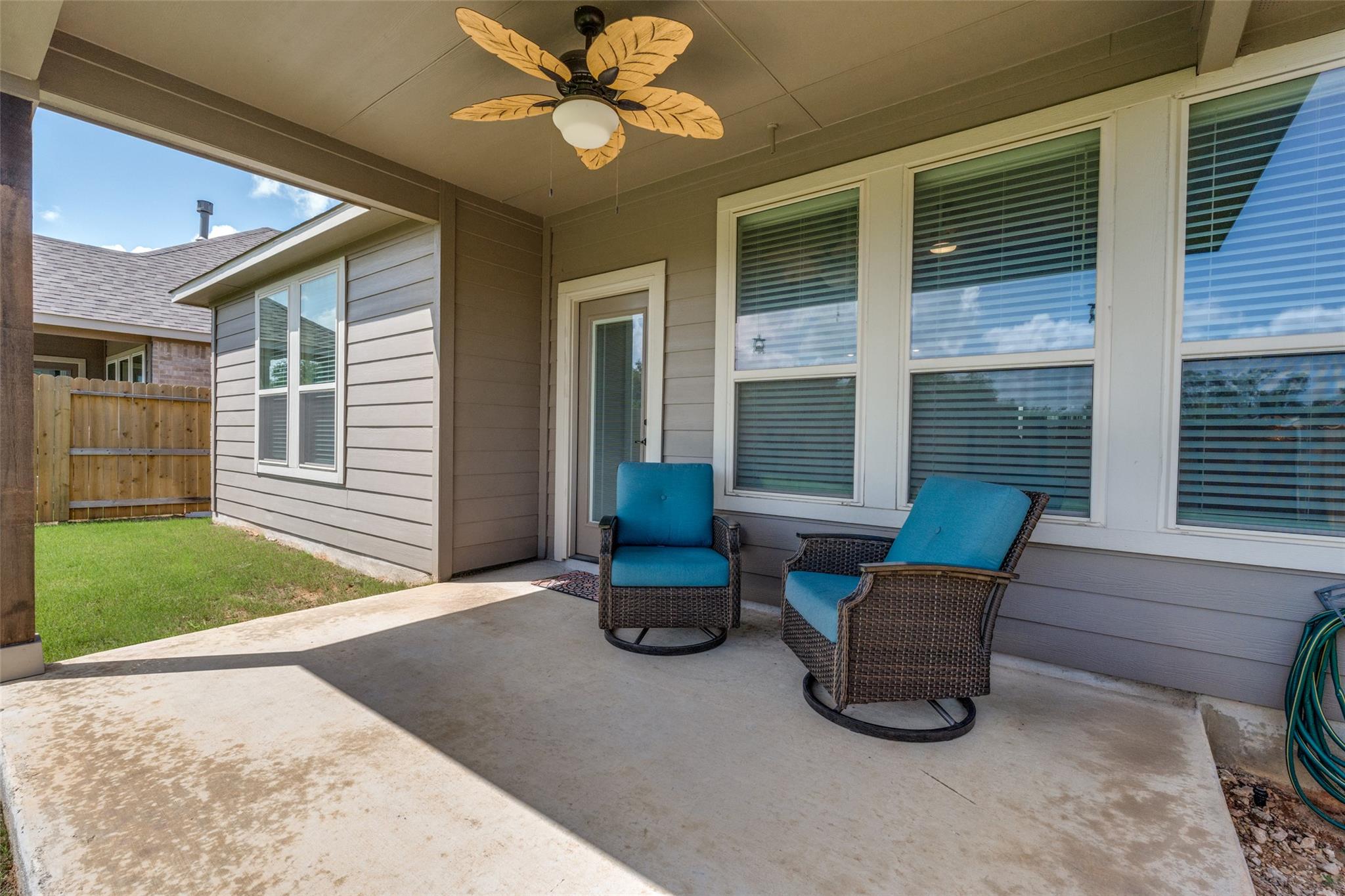 1624 Stone House Dr, New Braunfels, TX 78132