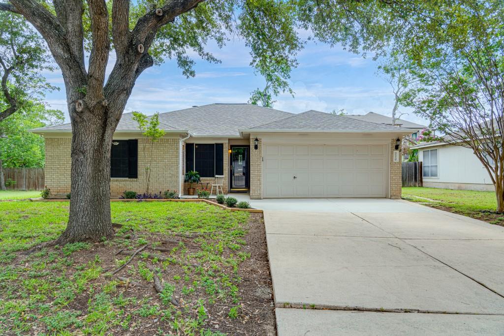 220 Masonwood Dr, Kyle, TX 78640