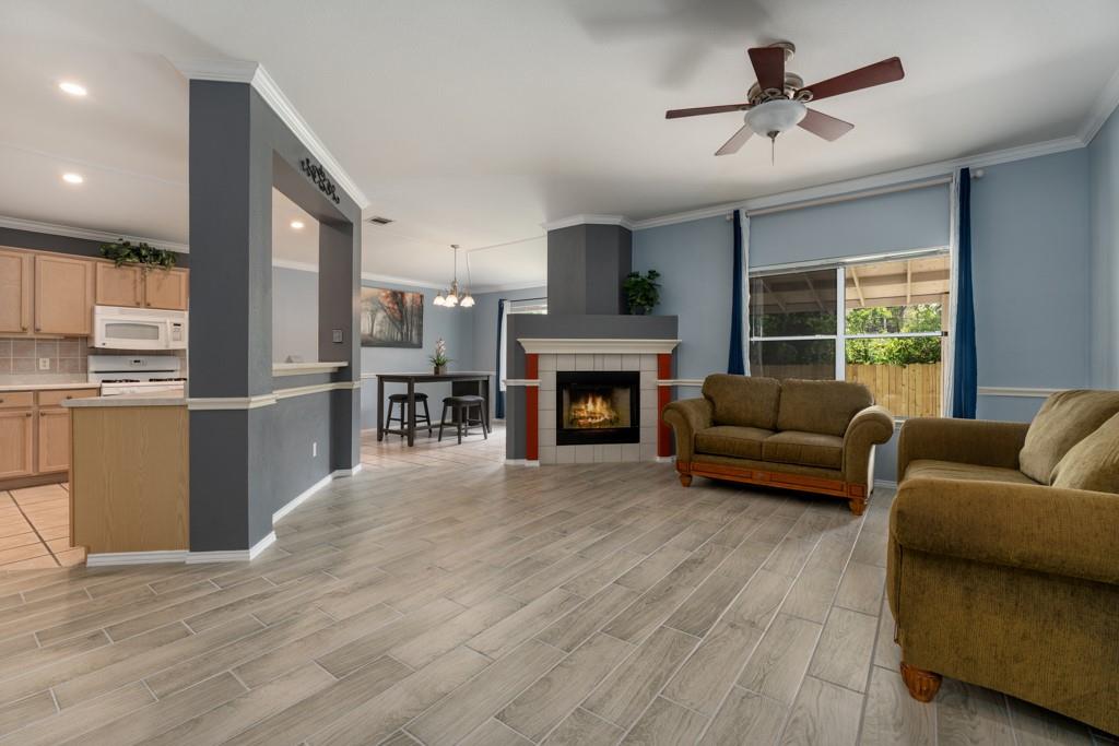 220 Masonwood Dr, Kyle, TX 78640