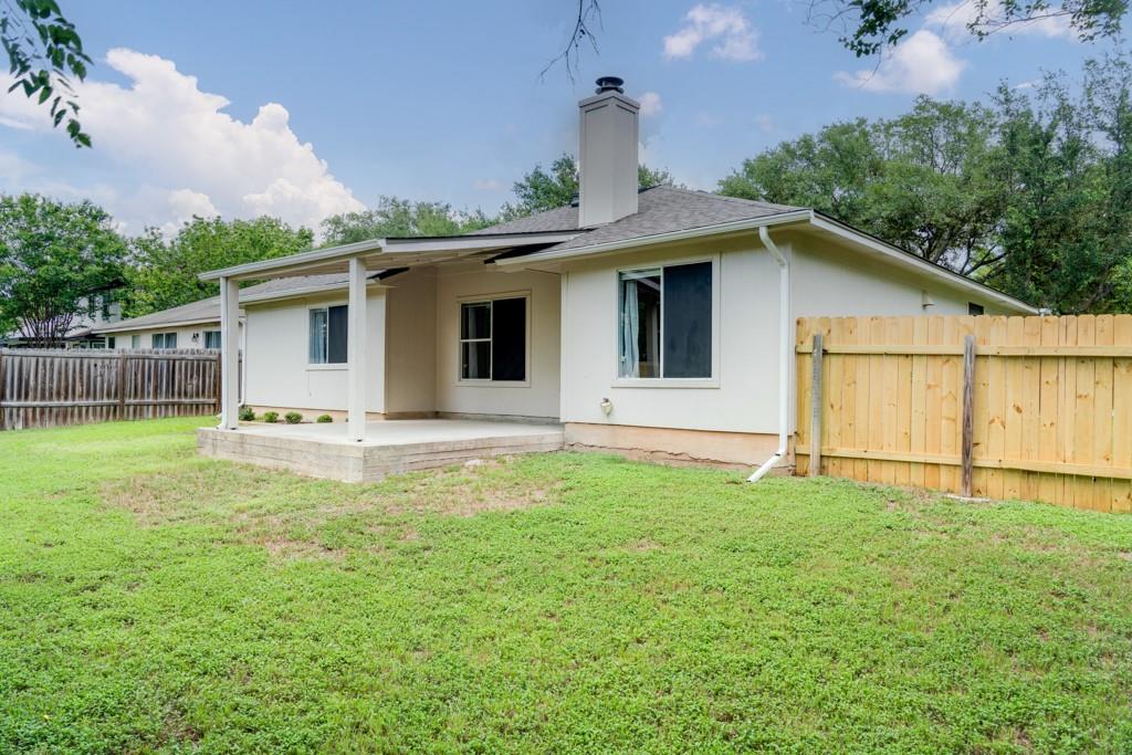 220 Masonwood Dr, Kyle, TX 78640