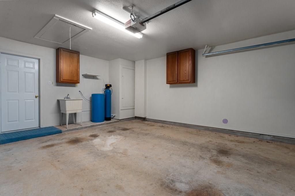 220 Masonwood Dr, Kyle, TX 78640