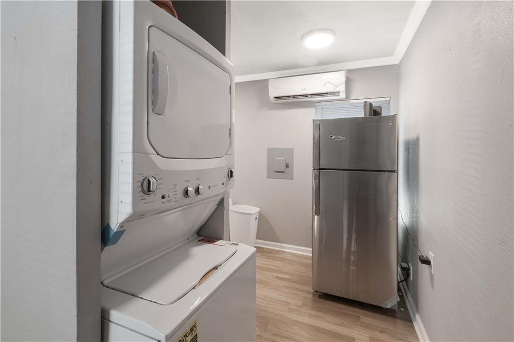 204 E 30th St # 201, Austin, TX 78705