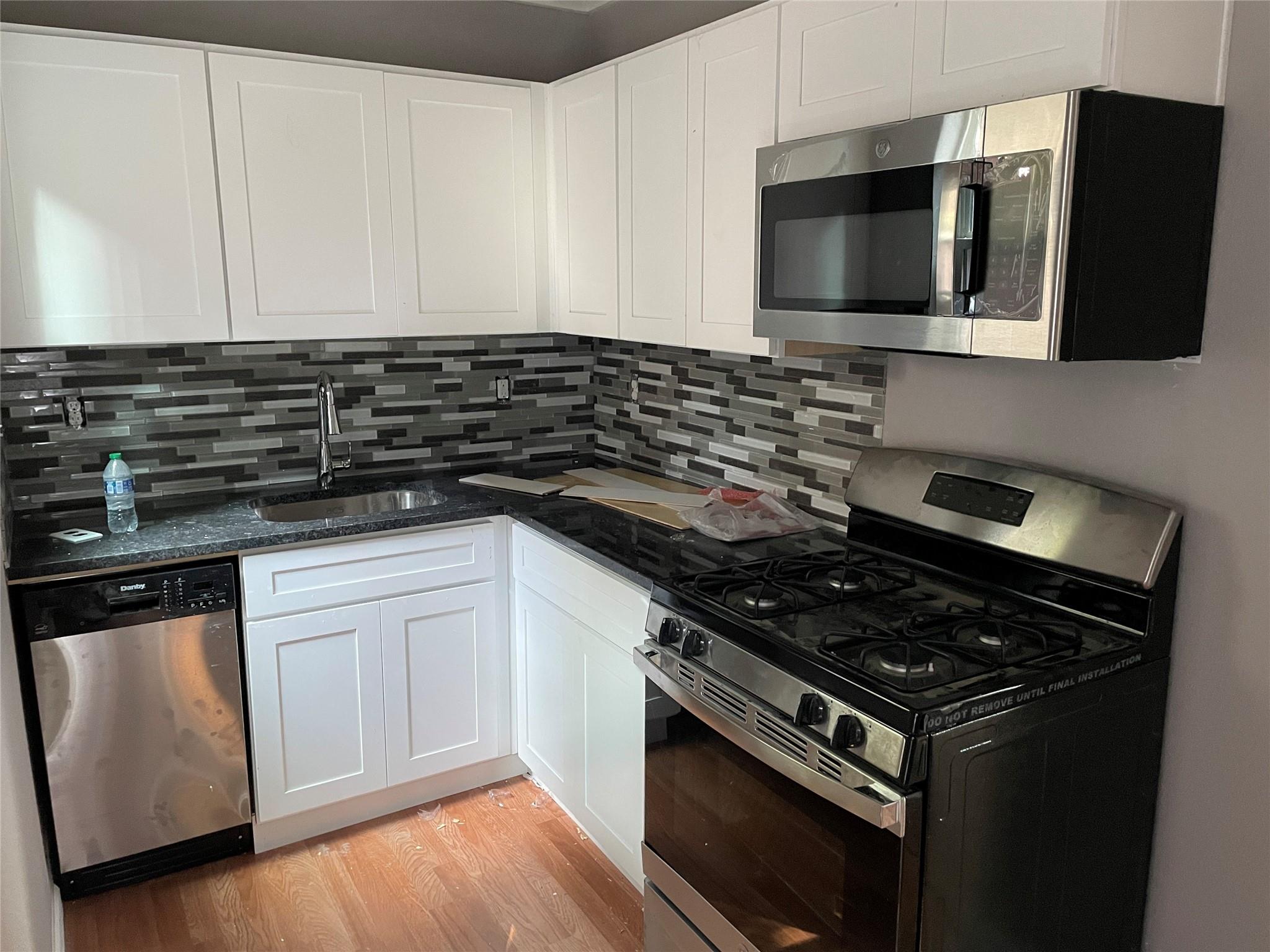 204 E 30th St # 201, Austin, TX 78705