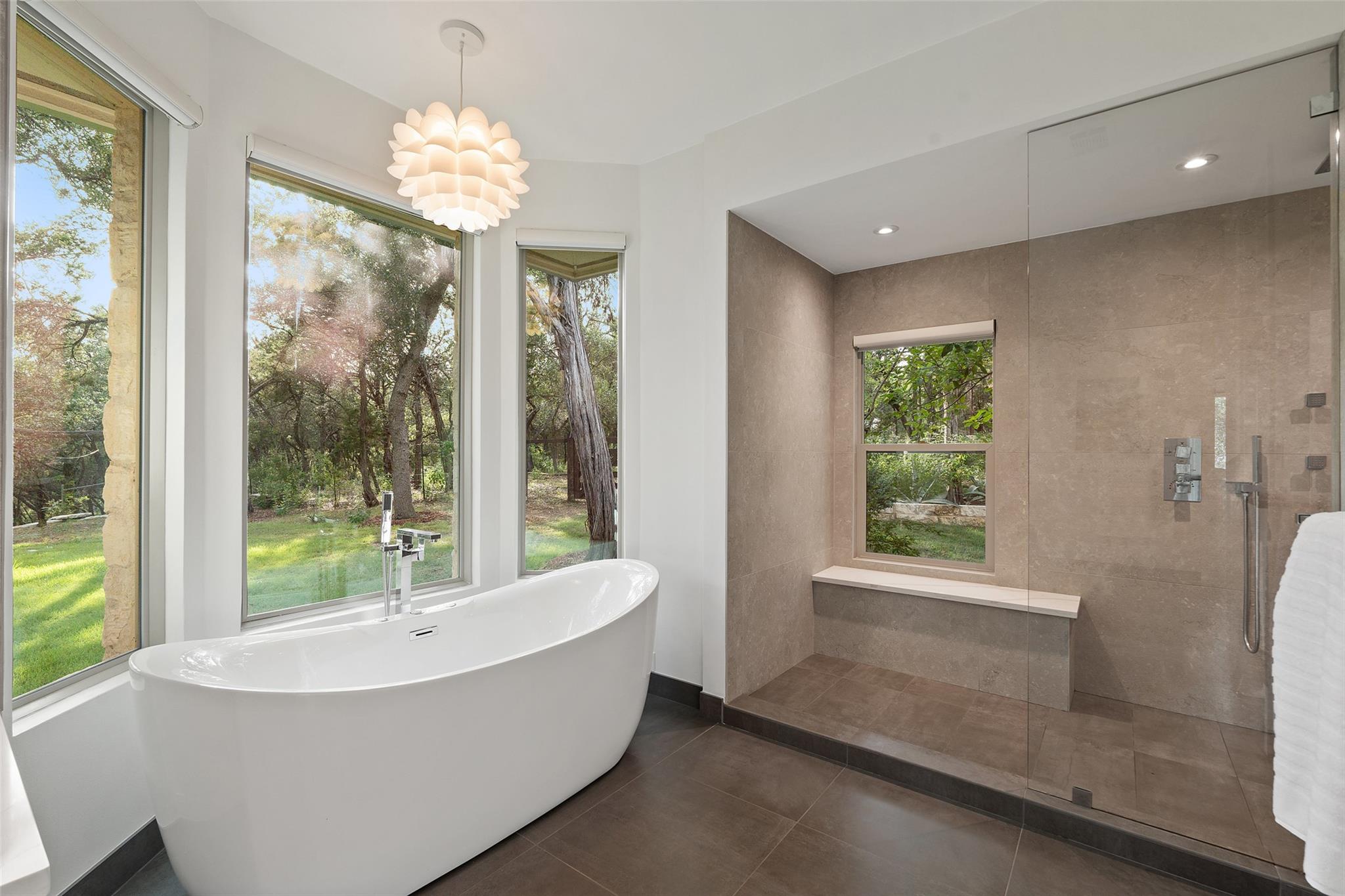 601 Crystal Creek Dr, Austin, TX 78746